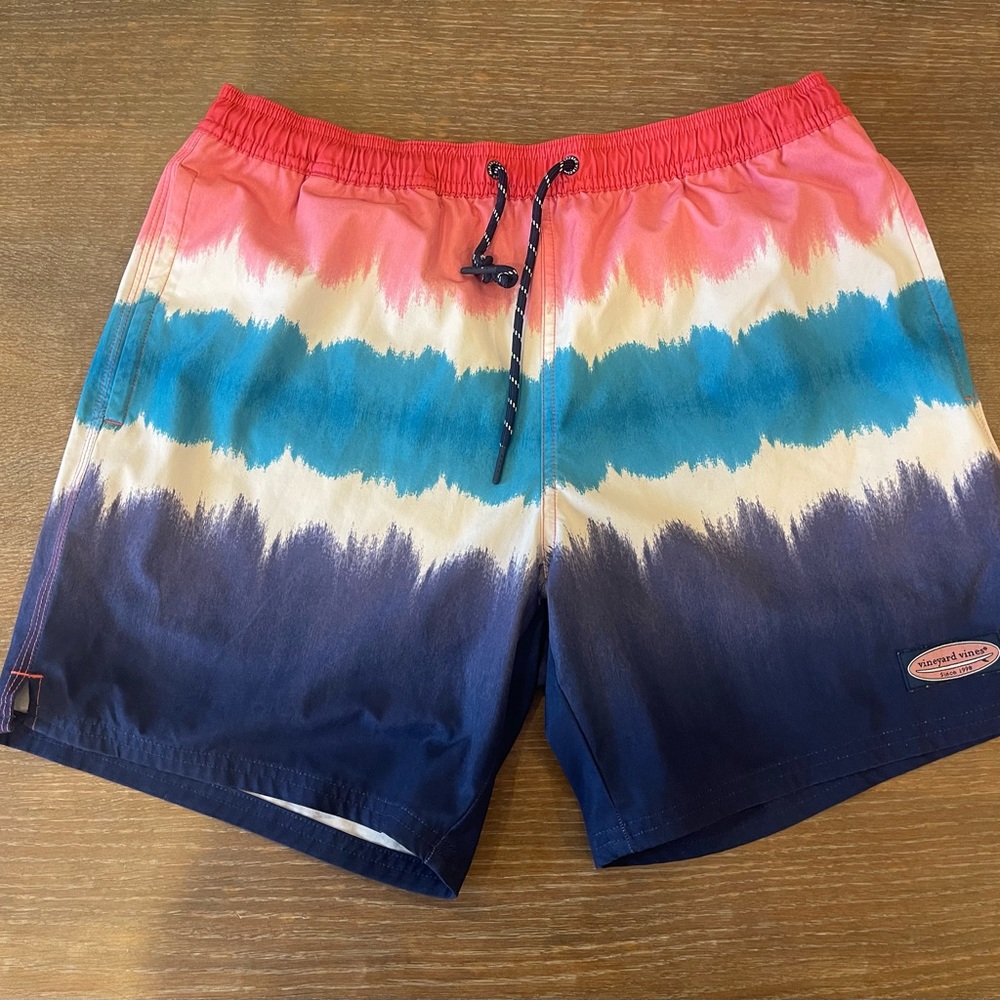 medium american vineyard vines swim trunks